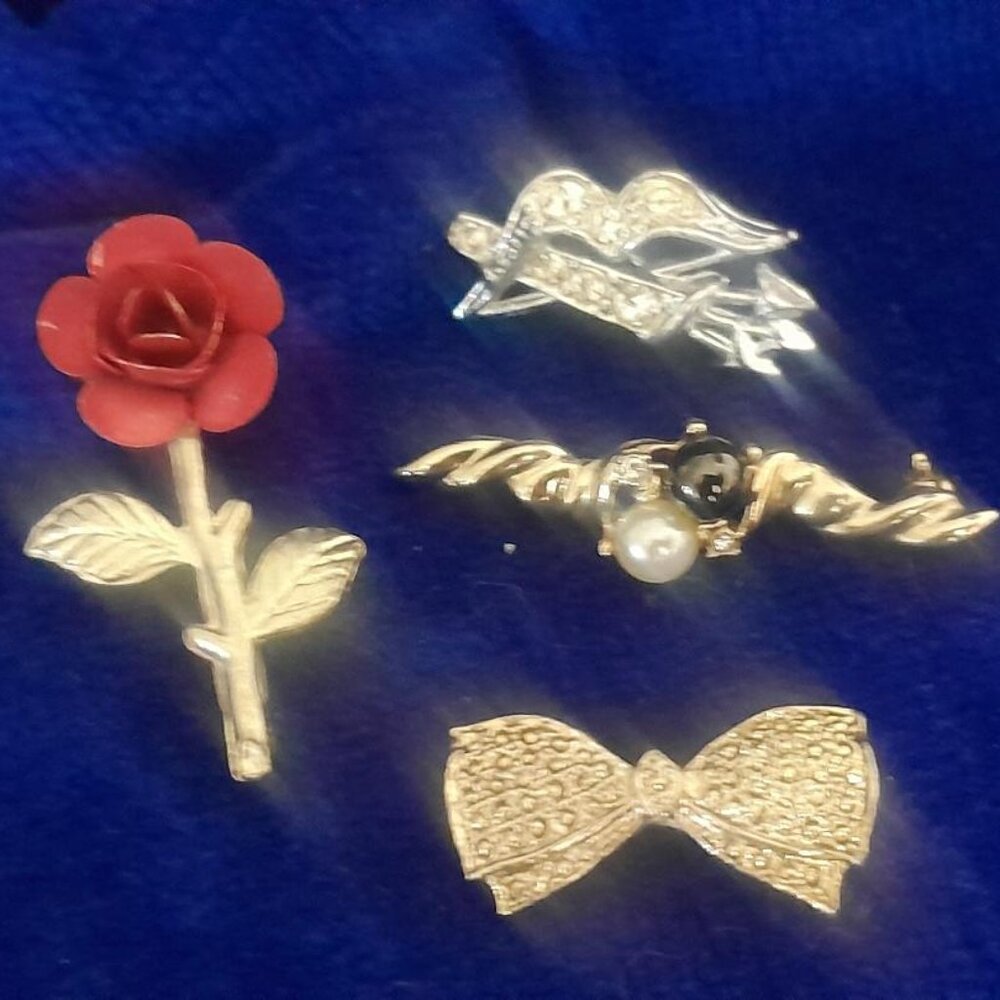 Vintage Brooches